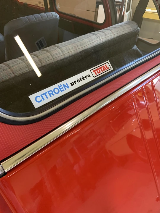 Citroen 2CV - Image 24 of 31