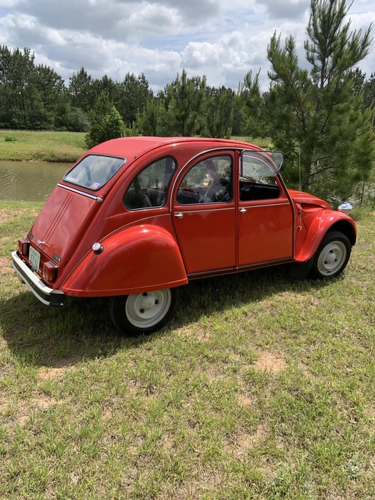 Citroen 2CV - Image 9 of 31