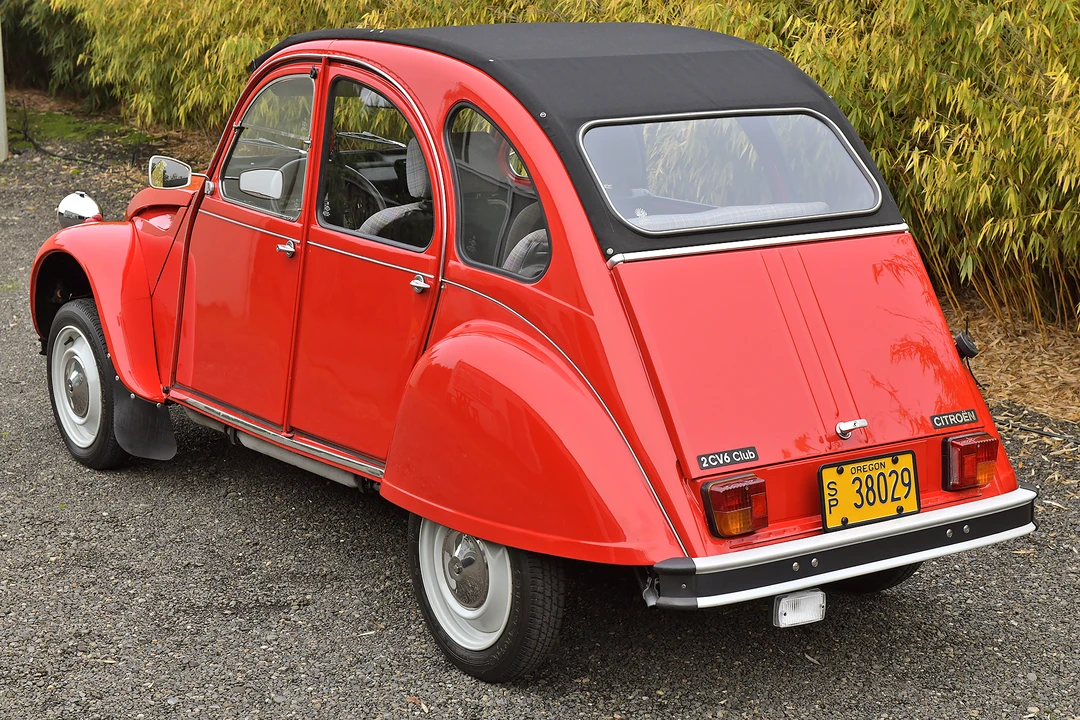 Citroen 2CV - Image 12 of 31