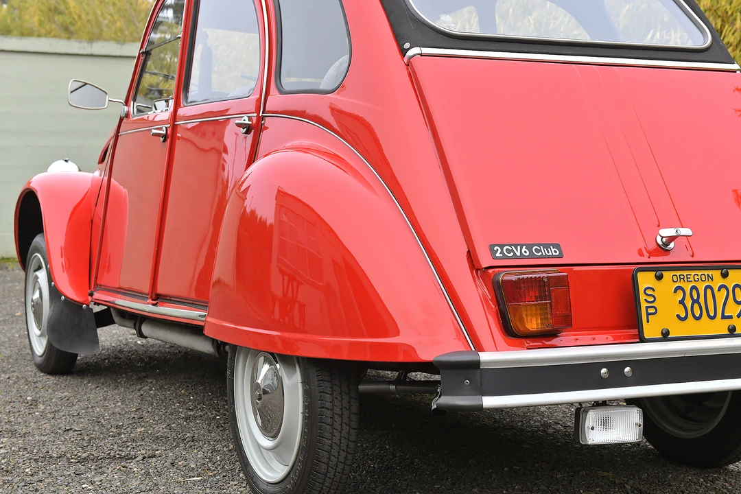 Citroen 2CV - Image 14 of 31