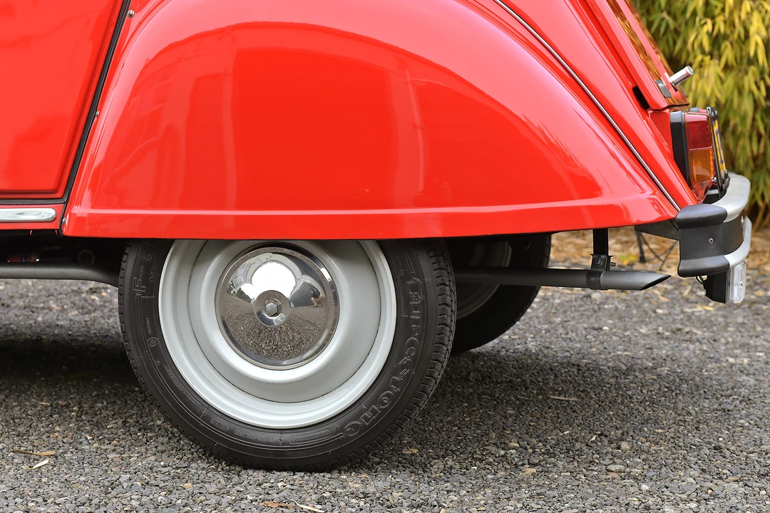 Citroen 2CV - Image 15 of 31