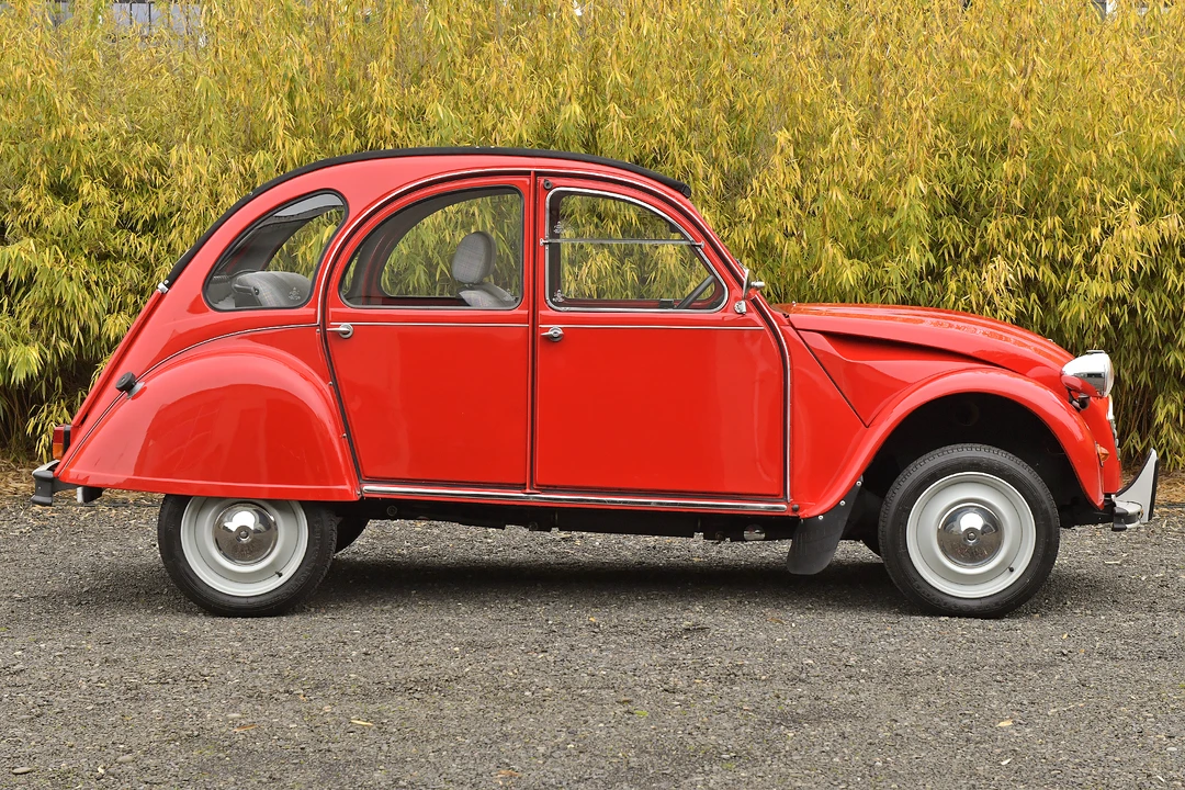 Citroen 2CV - Image 24 of 31