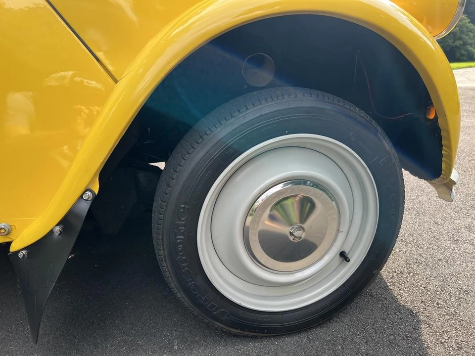 Citroen 2CV - Image 19 of 31