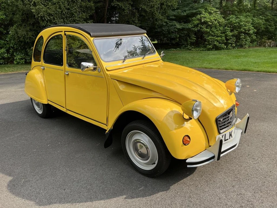 Citroen 2CV - Image 6 of 31