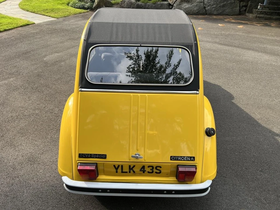 Citroen 2CV - Image 10 of 31