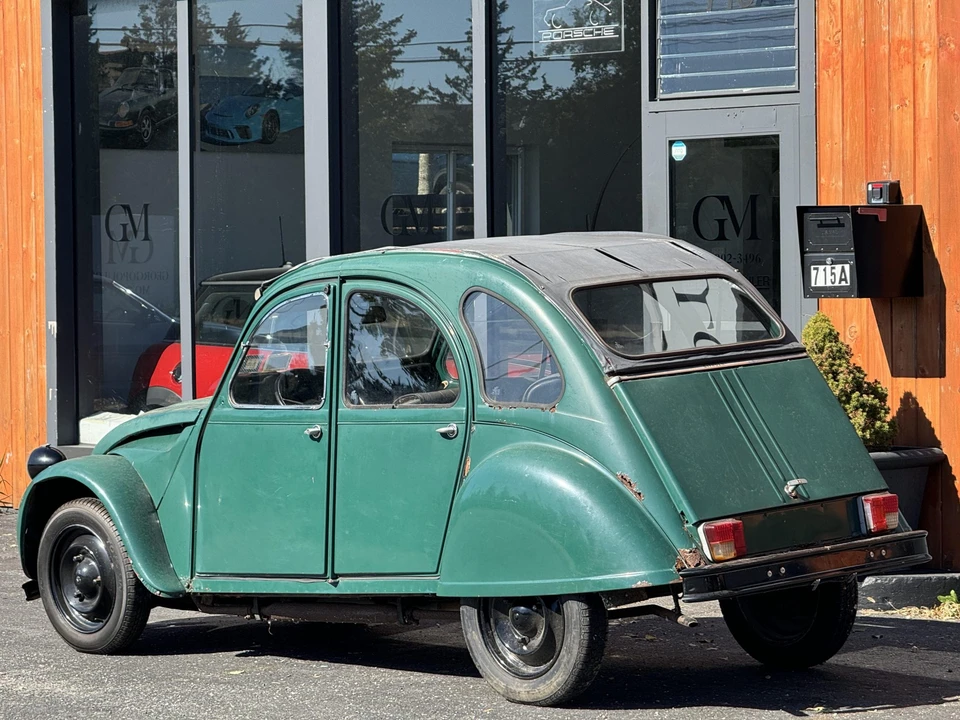 Citroen 2CV - Image 17 of 31