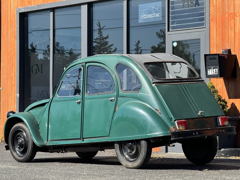 Citroen 2CV - Image 16 of 31