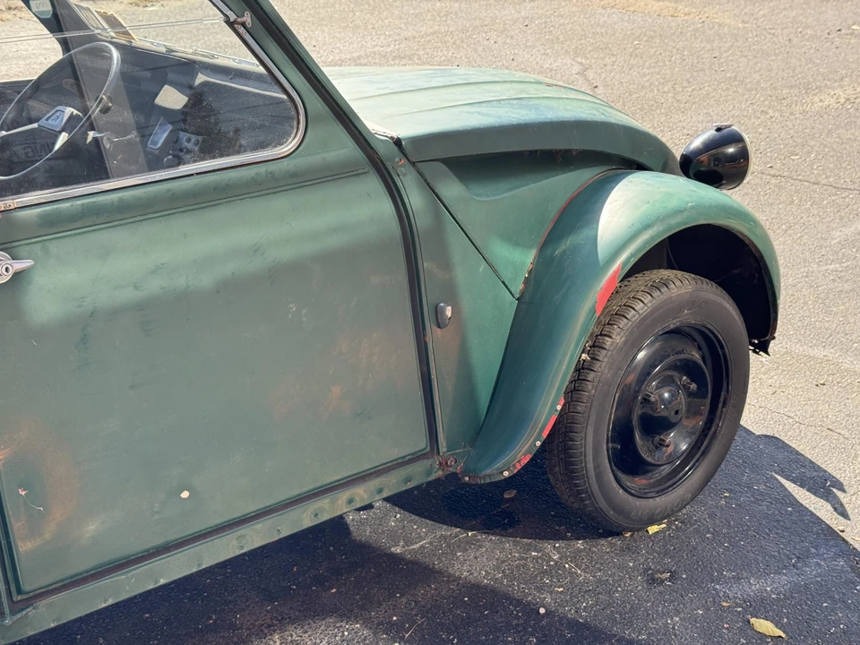 Citroen 2CV - Image 30 of 31