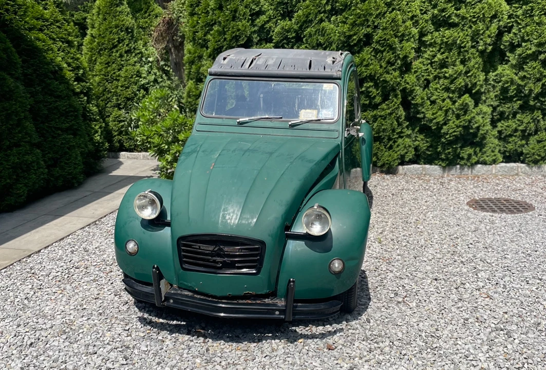 Citroen 2CV - Image 9 of 31