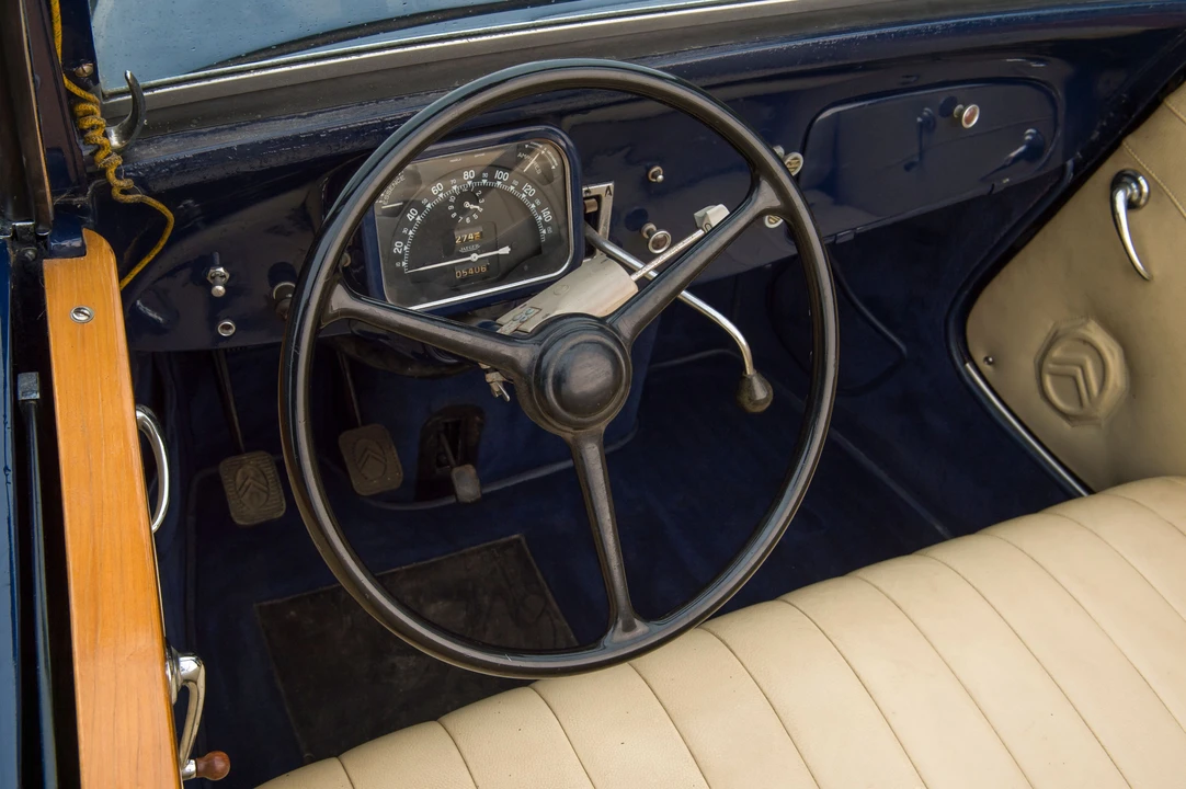 Citroen Traction Avant - Image 12 of 22