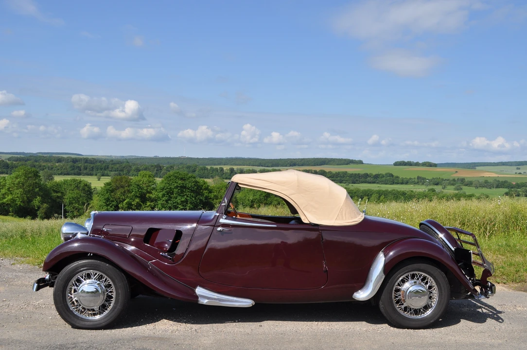 Citroen Traction Avant - Image 2 of 8
