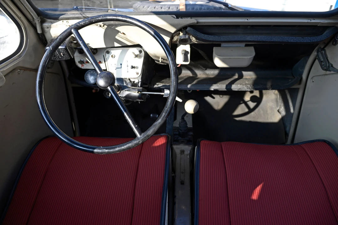 Citroen 2CV Sahara - Image 5 of 13