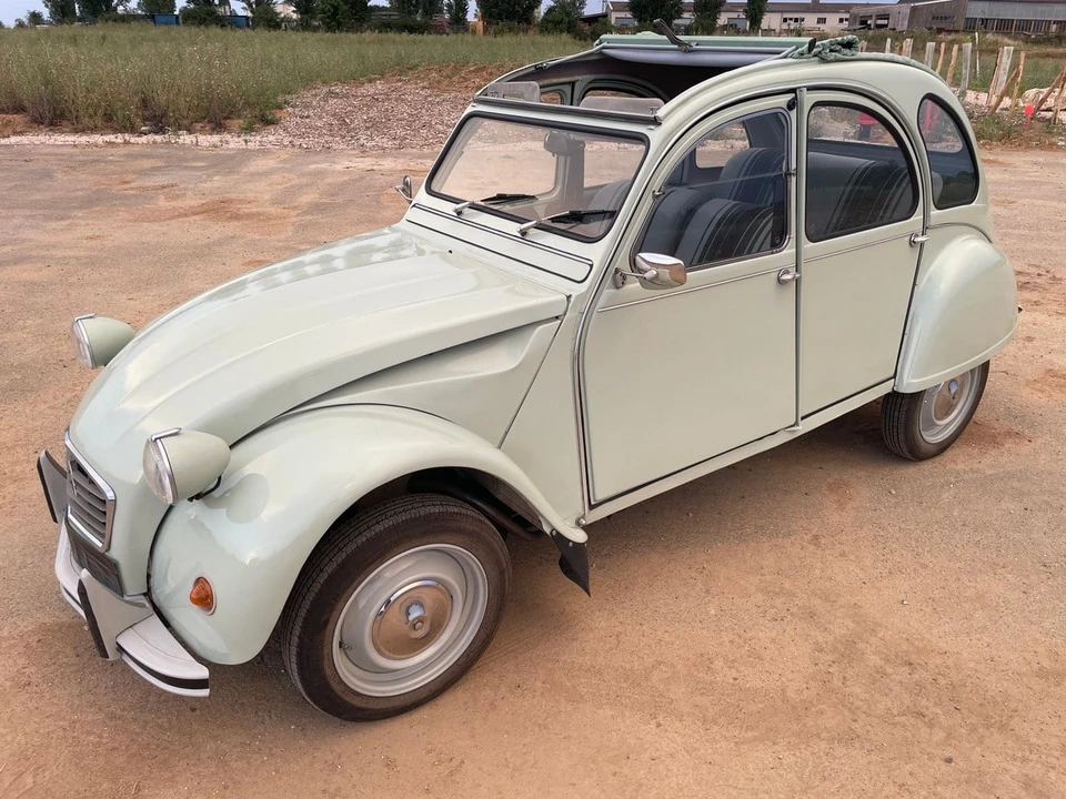 1982 Citroen 2CV - Image 17 of 30
