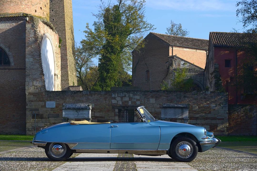 Citroen DS19 - Image 4 of 30