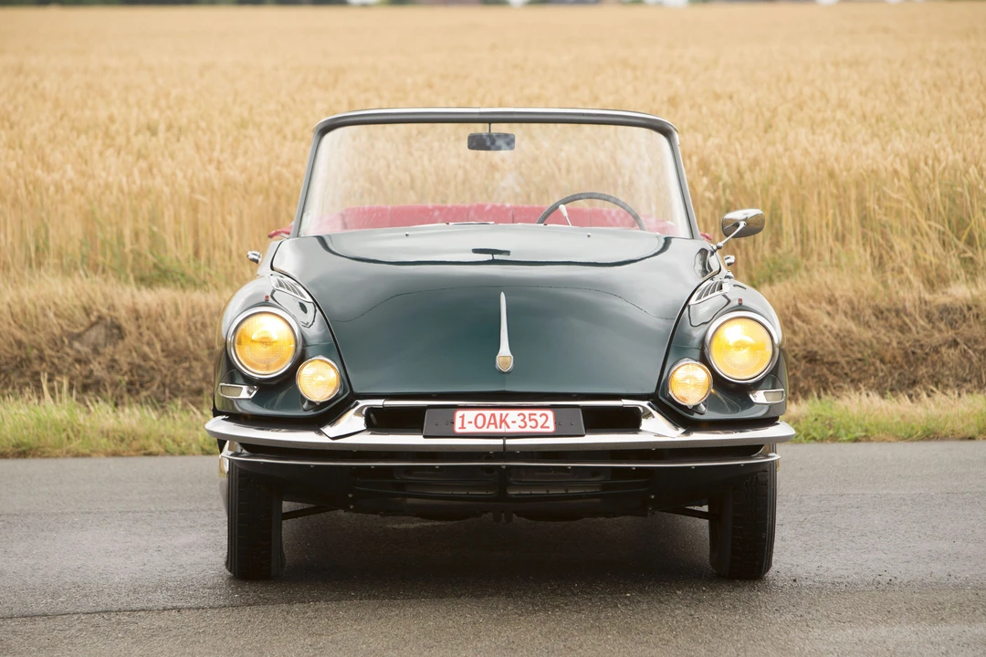 Citroen DS19 - Image 8 of 31