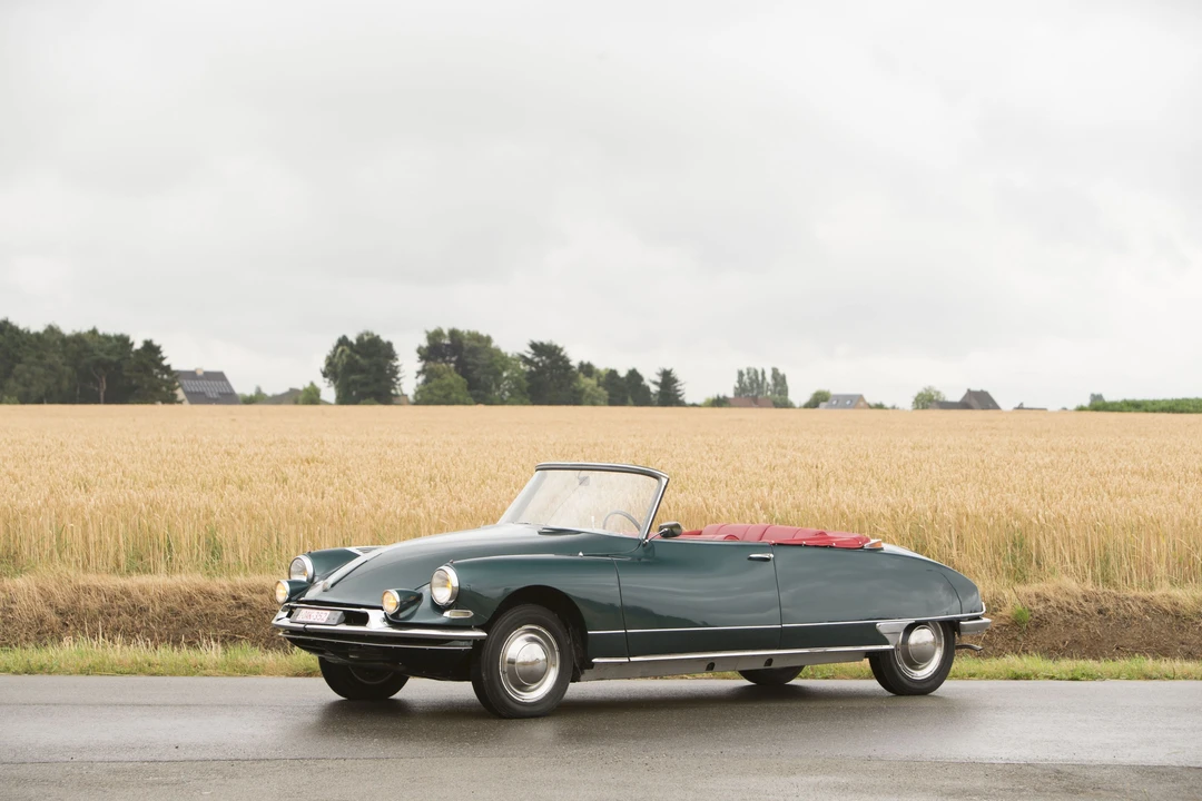 Citroen DS19 - Image 2 of 31