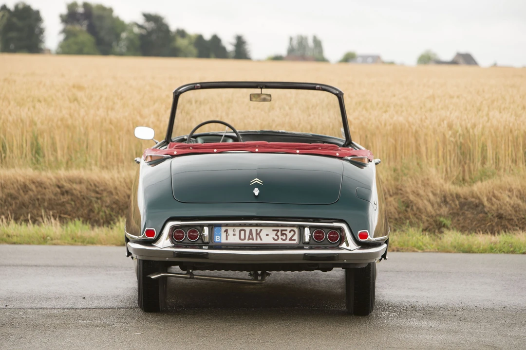 Citroen DS19 - Image 7 of 31