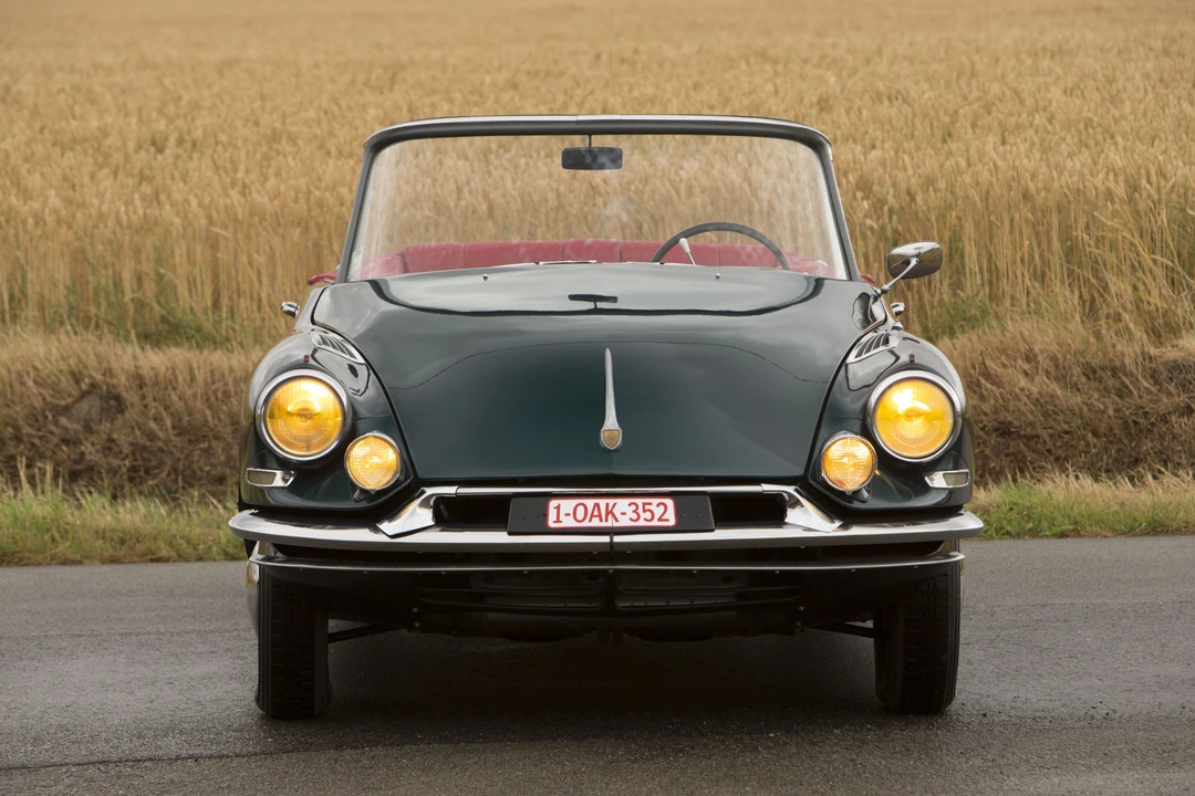 Citroen DS19 - Image 9 of 31