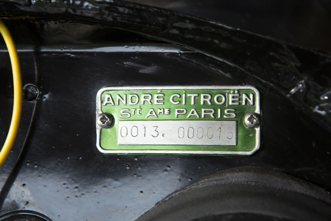 Citroen DS19 - Image 23 of 31