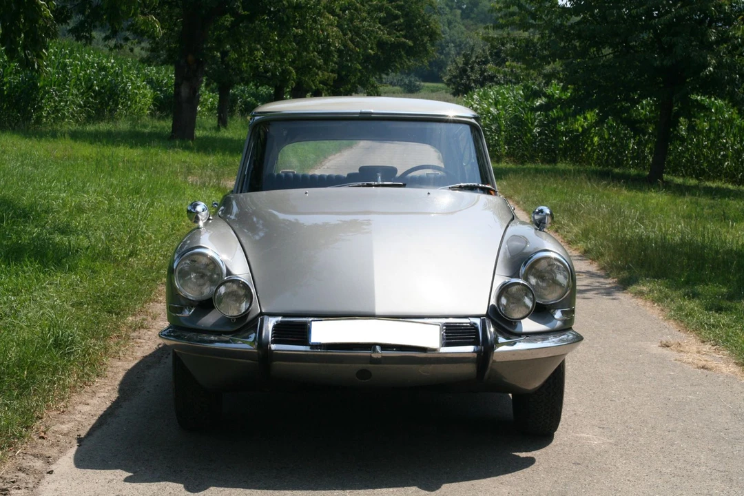 Citroen DS21 - Image 8 of 17