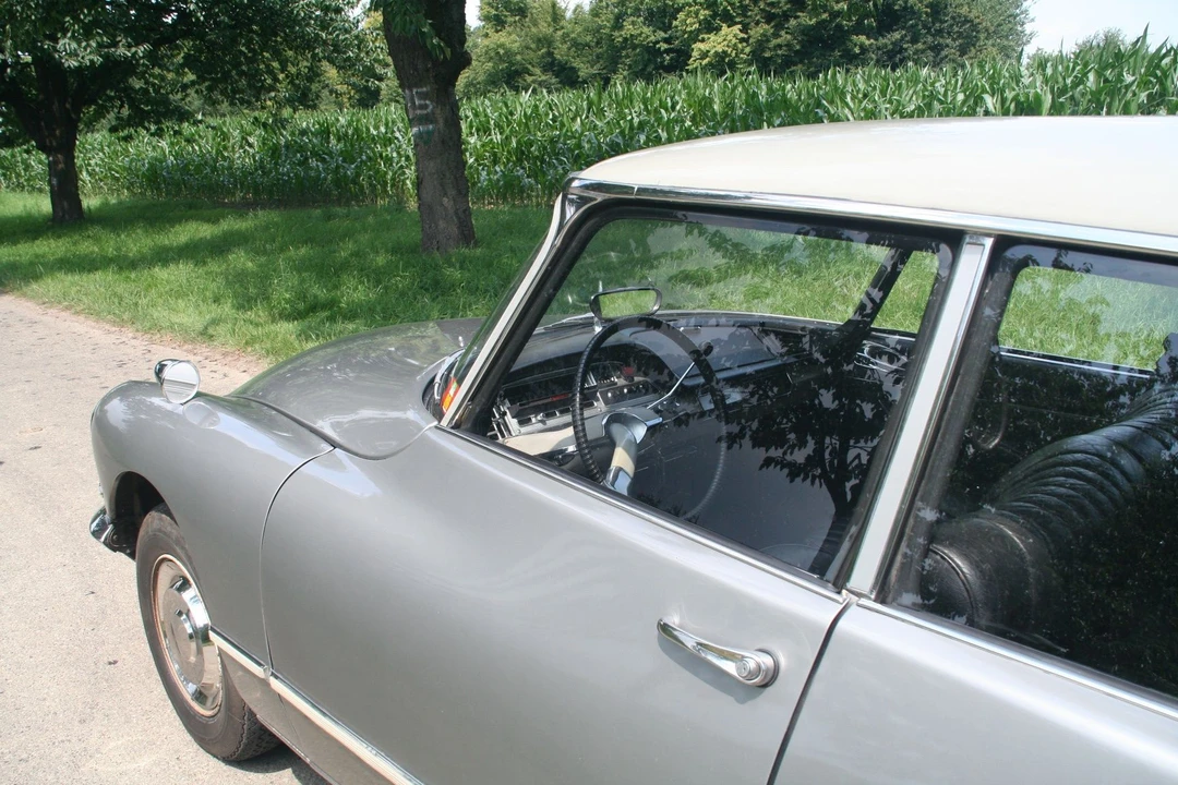 Citroen DS21 - Image 10 of 17