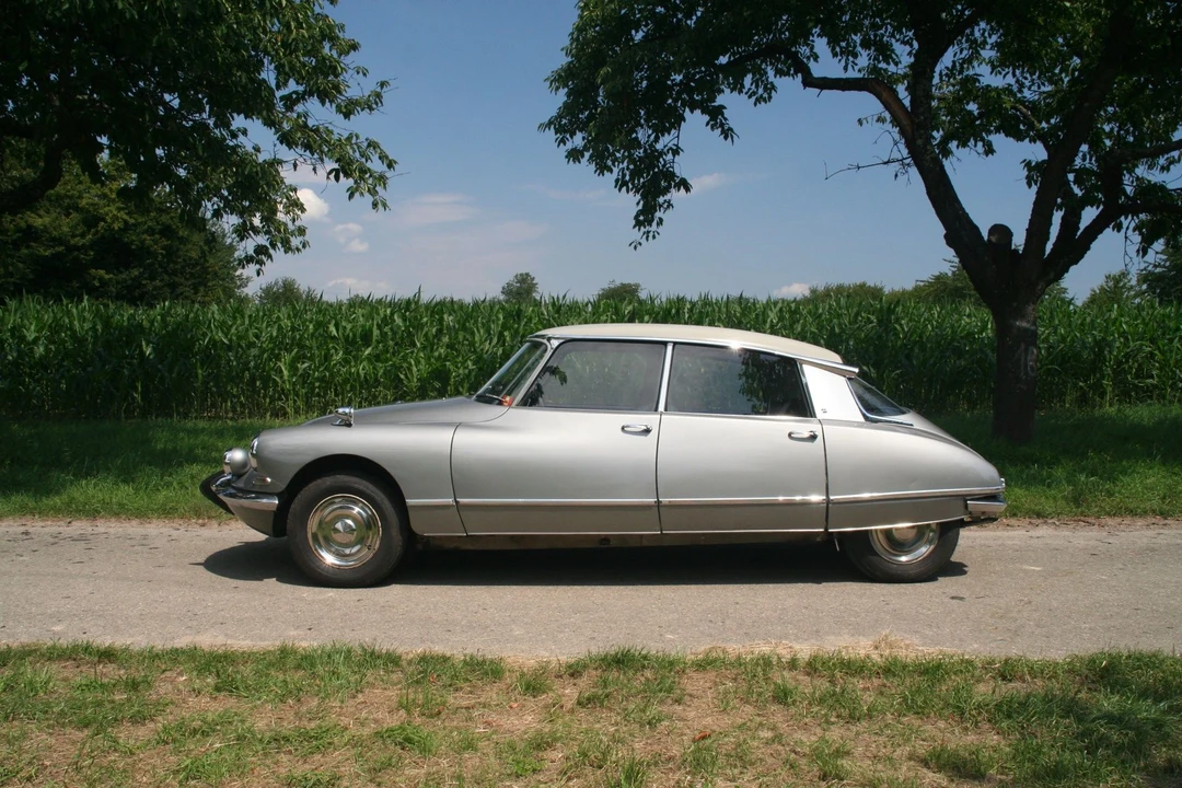 Citroen DS21 - Image 9 of 17