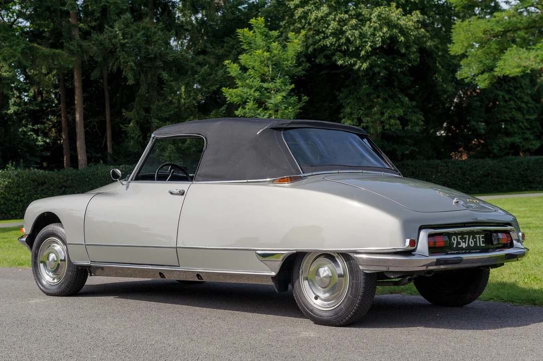 Citroen DS21 - Image 11 of 29