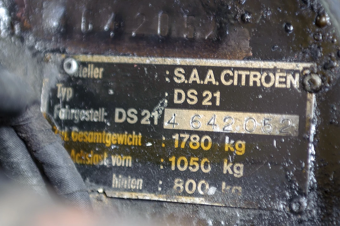 Citroen DS21 - Image 21 of 29