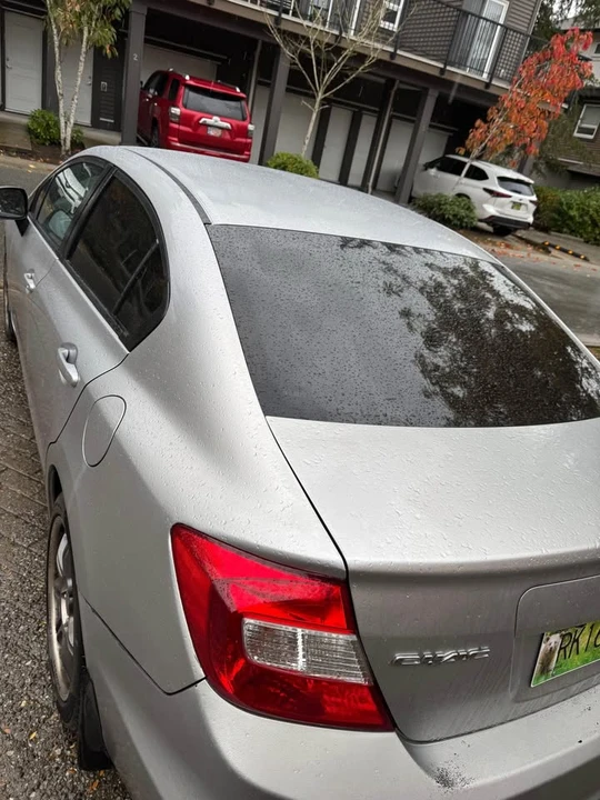 2012 Honda Civic 9th Gen - Image 2 of 2