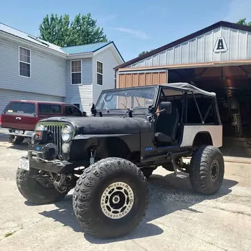 Jeep CJ CJ8 Scrambler