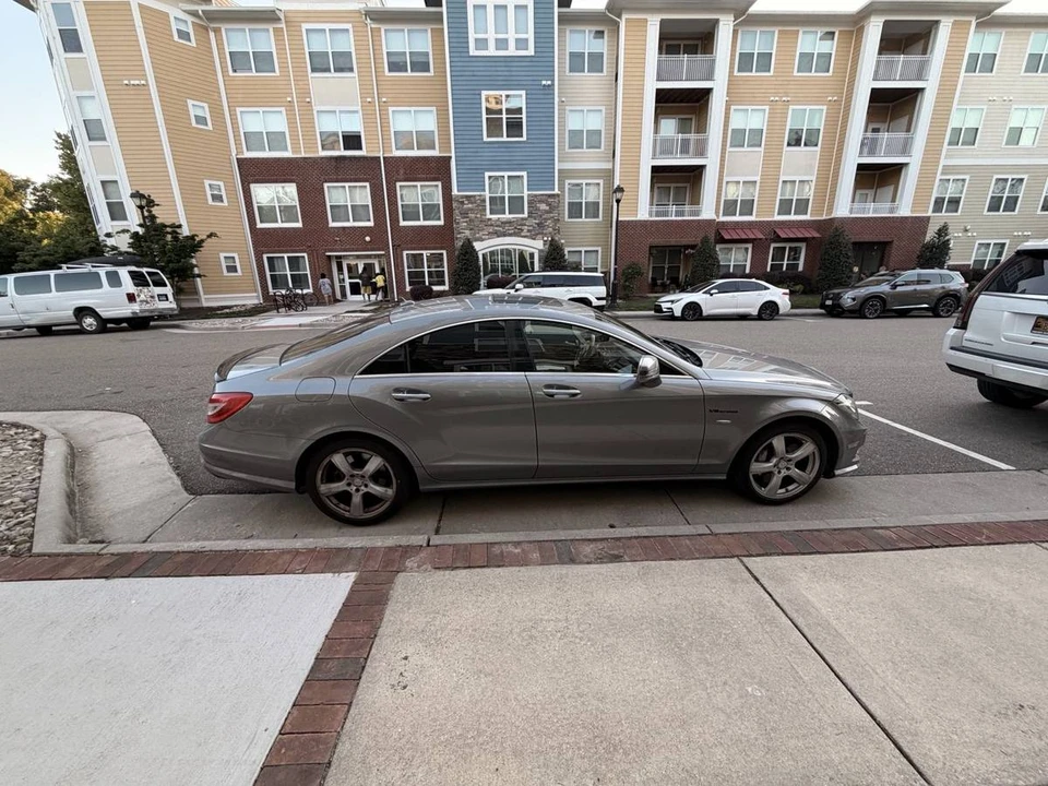 2012 Mercedes-Benz C218 CLS-Class - Image 9 of 10