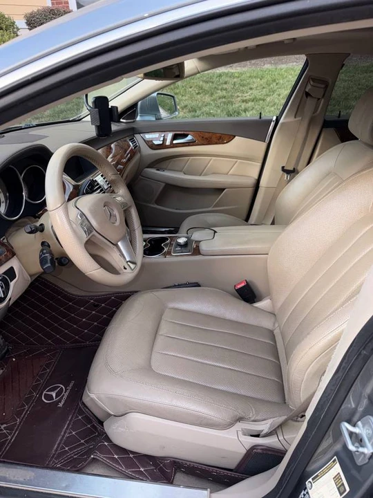 2012 Mercedes-Benz C218 CLS-Class - Image 2 of 10