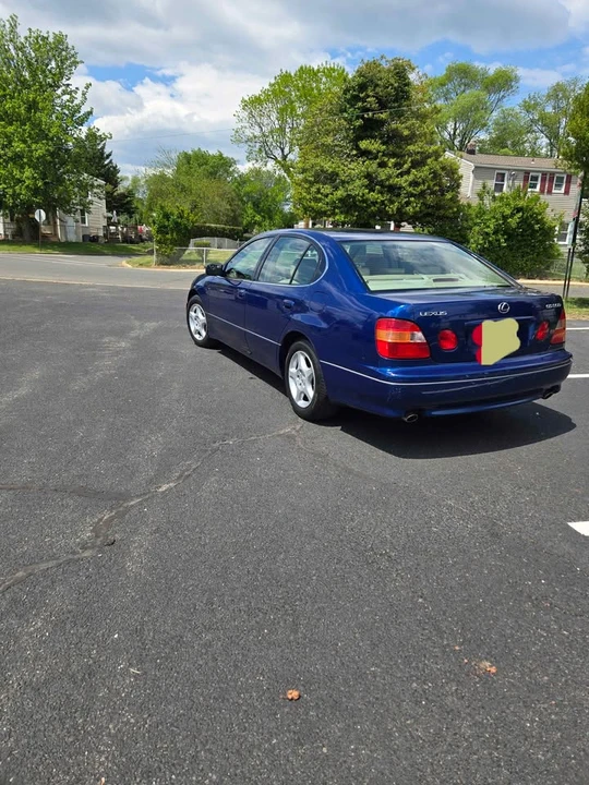 2000 Lexus GS 2nd Gen - Image 2 of 6