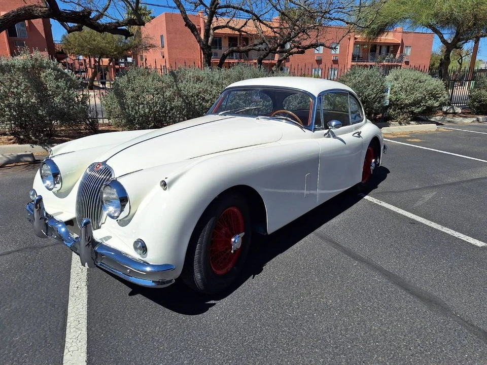 1958 Jaguar XK150 - Image 4 of 21