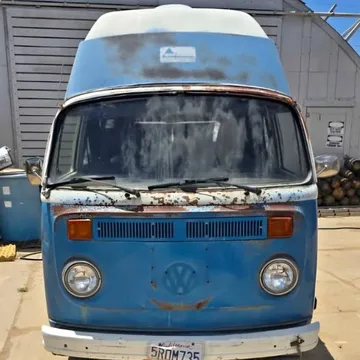 1975 Volkswagen Bus High-Top