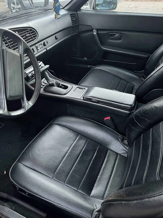 1989 Porsche 944 - Image 6 of 7