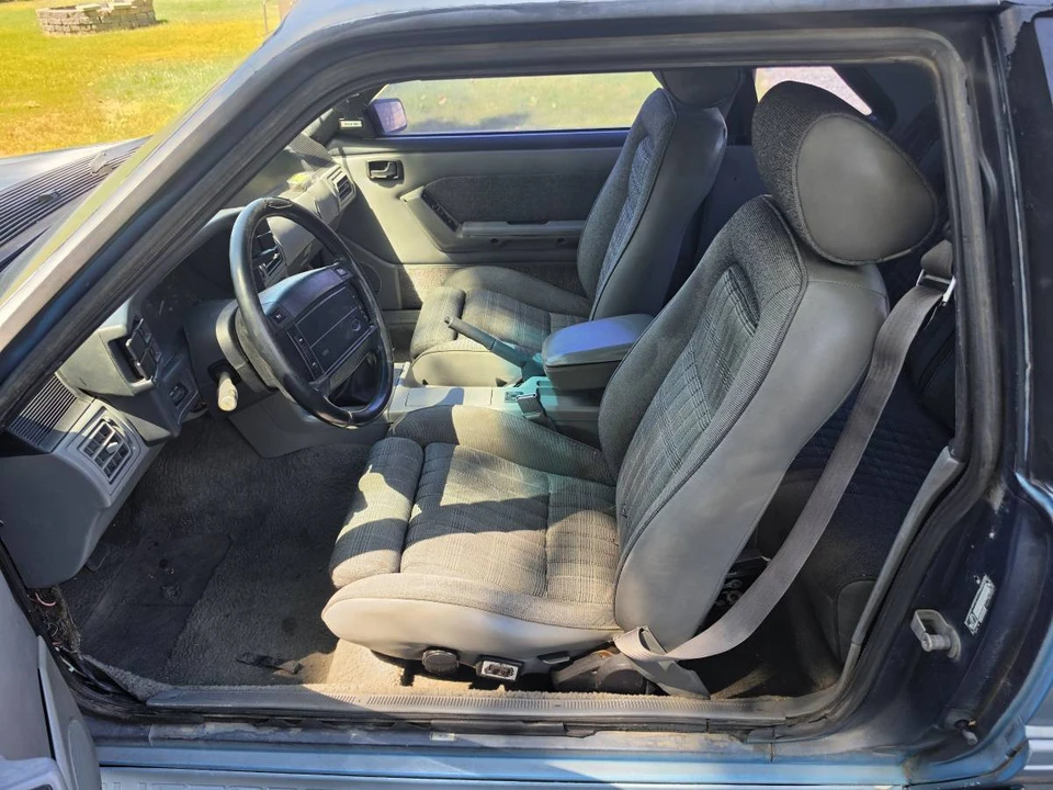 1990 Ford Mustang GT 3rd Gen - Image 14 of 17