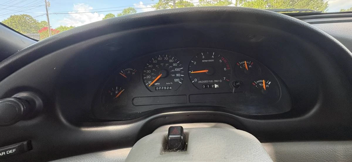 1998 Ford SN95 Mustang - Image 11 of 18