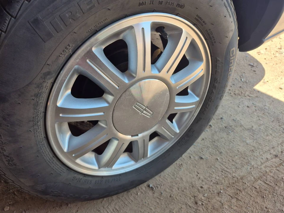 1999 Lincoln Continental 9th Gen - Image 7 of 15
