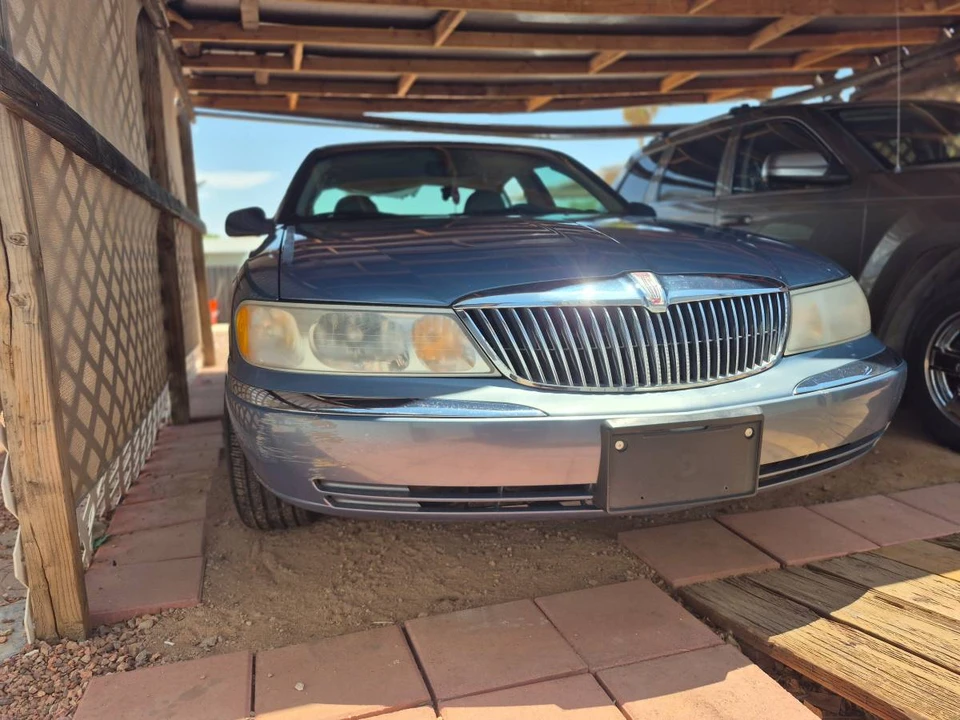 1999 Lincoln Continental 9th Gen - Image 5 of 15
