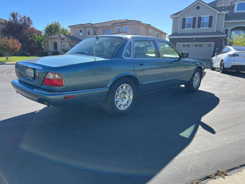 2000 Jaguar X308 XJ - Image 5 of 23
