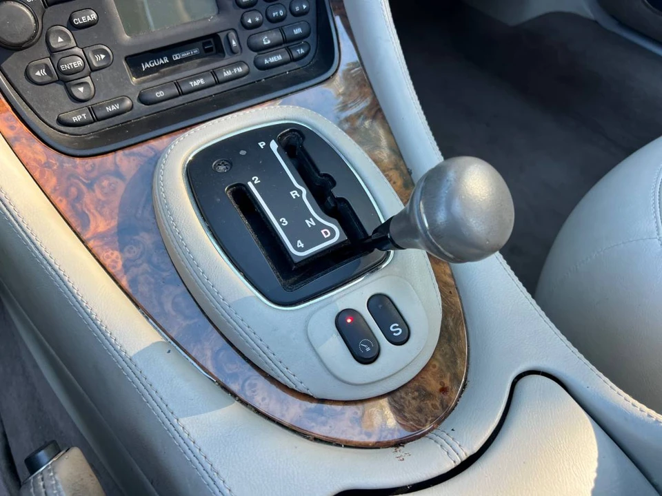 2000 Jaguar X308 XJ - Image 17 of 23