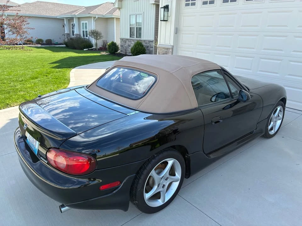2001 Mazda NB MX-5 Miata - Image 6 of 10
