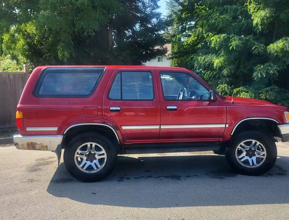 1995 Toyota 4Runner 2nd Gen - Image 2 of 5