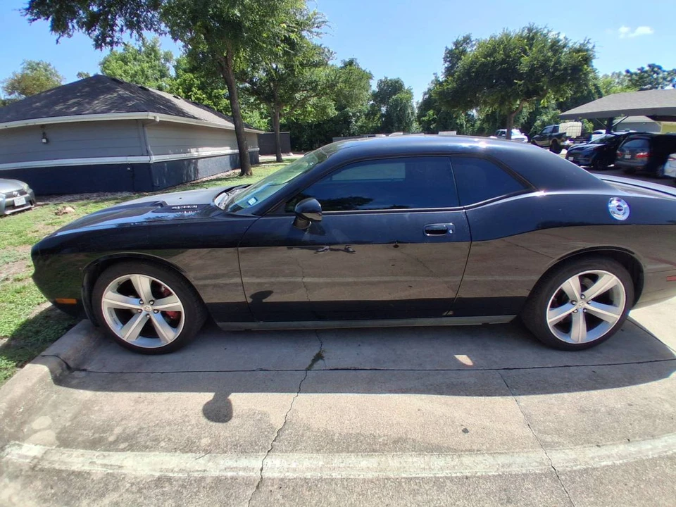 2008 Dodge Challenger 3rd Gen - Image 5 of 17