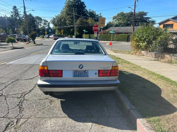 BMW 5 Series - Image 4 of 5