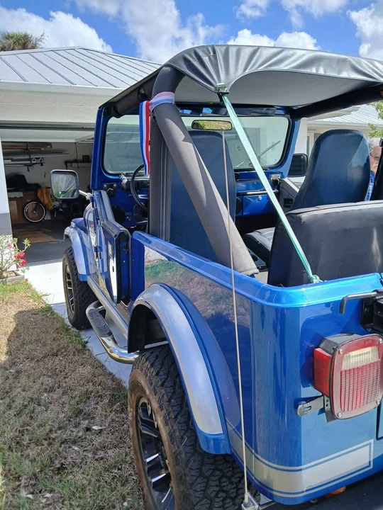 Jeep CJ7 - Image 2 of 10