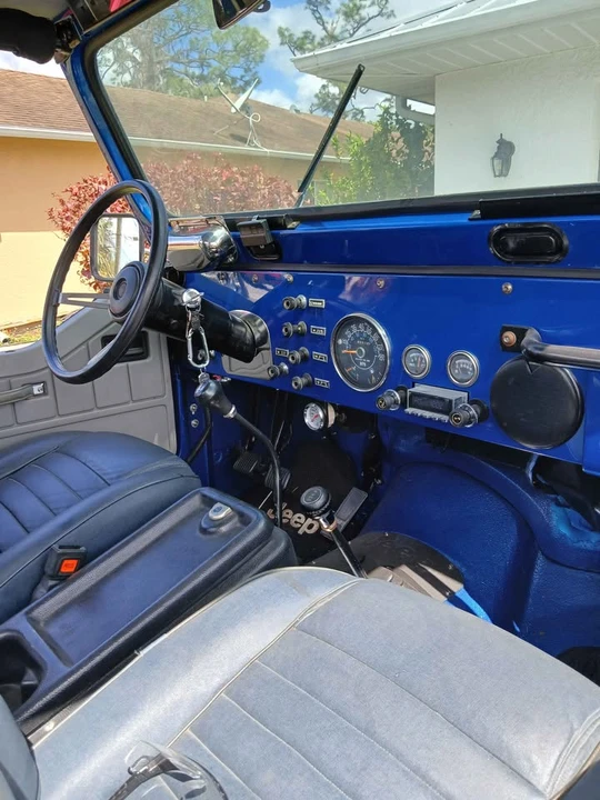 Jeep CJ7 - Image 8 of 10