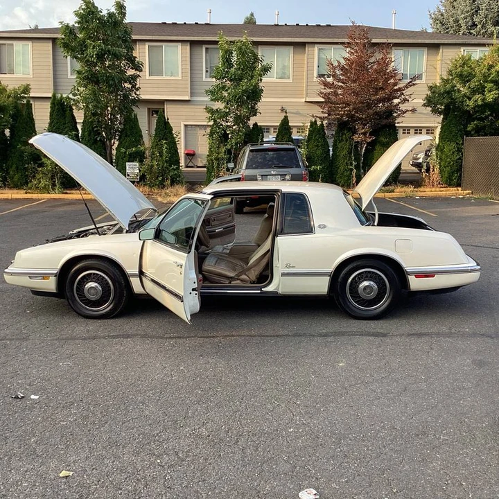 1992 Buick Riviera 4th-7th Gen - Image 8 of 18