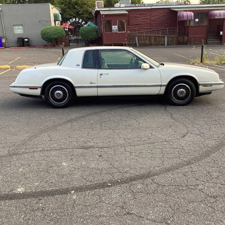 1992 Buick Riviera 4th-7th Gen - Image 3 of 18